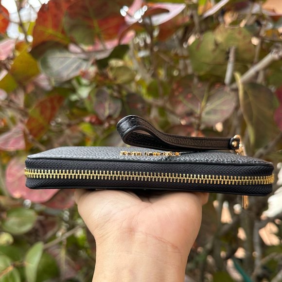 Michael Kors Jet Set Travel Multifunction Large Phone Case Wallet Wristlet Black - Picture 3 of 9